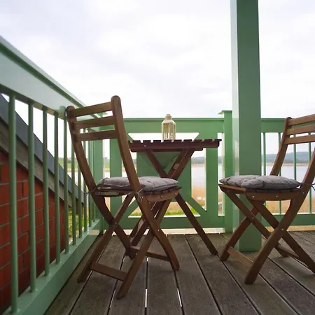Ferienwohnung Mit Seeblick Im Haus Wizlaw アパート