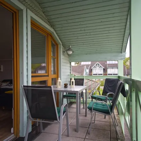 Ferienwohnung Mit Seeblick Im Haus Wizlaw アパート ゼリン