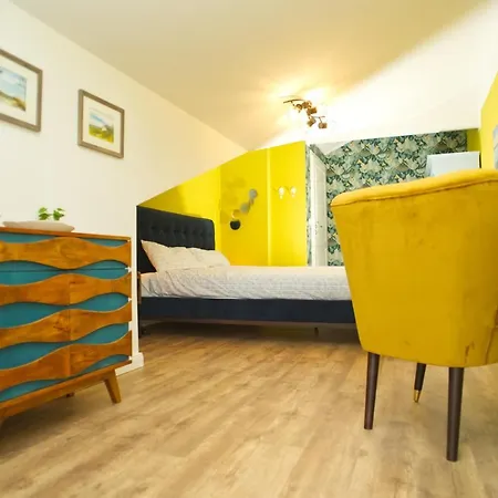 Ferienwohnung Mit Seeblick Im Haus Wizlaw ゼリン